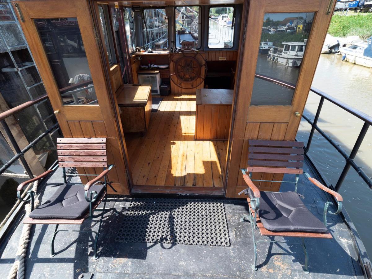 Dutch Barge, Fisherman's Wharf,